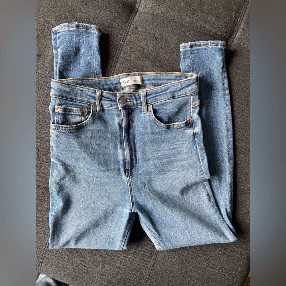 Zara jeans